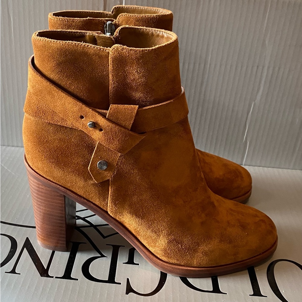 New Via Spiga Suede Booties sz 10